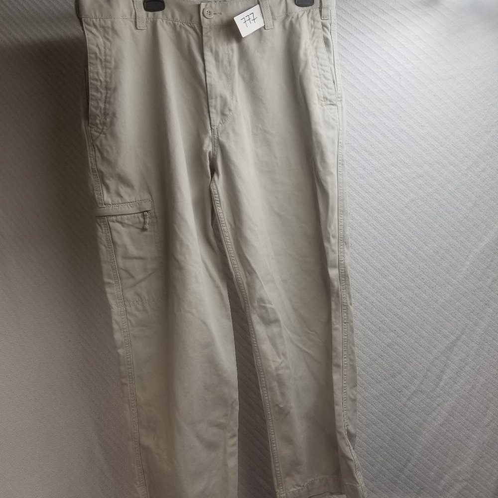 777 - Dockers 36W 29L D3 Classic Pants
